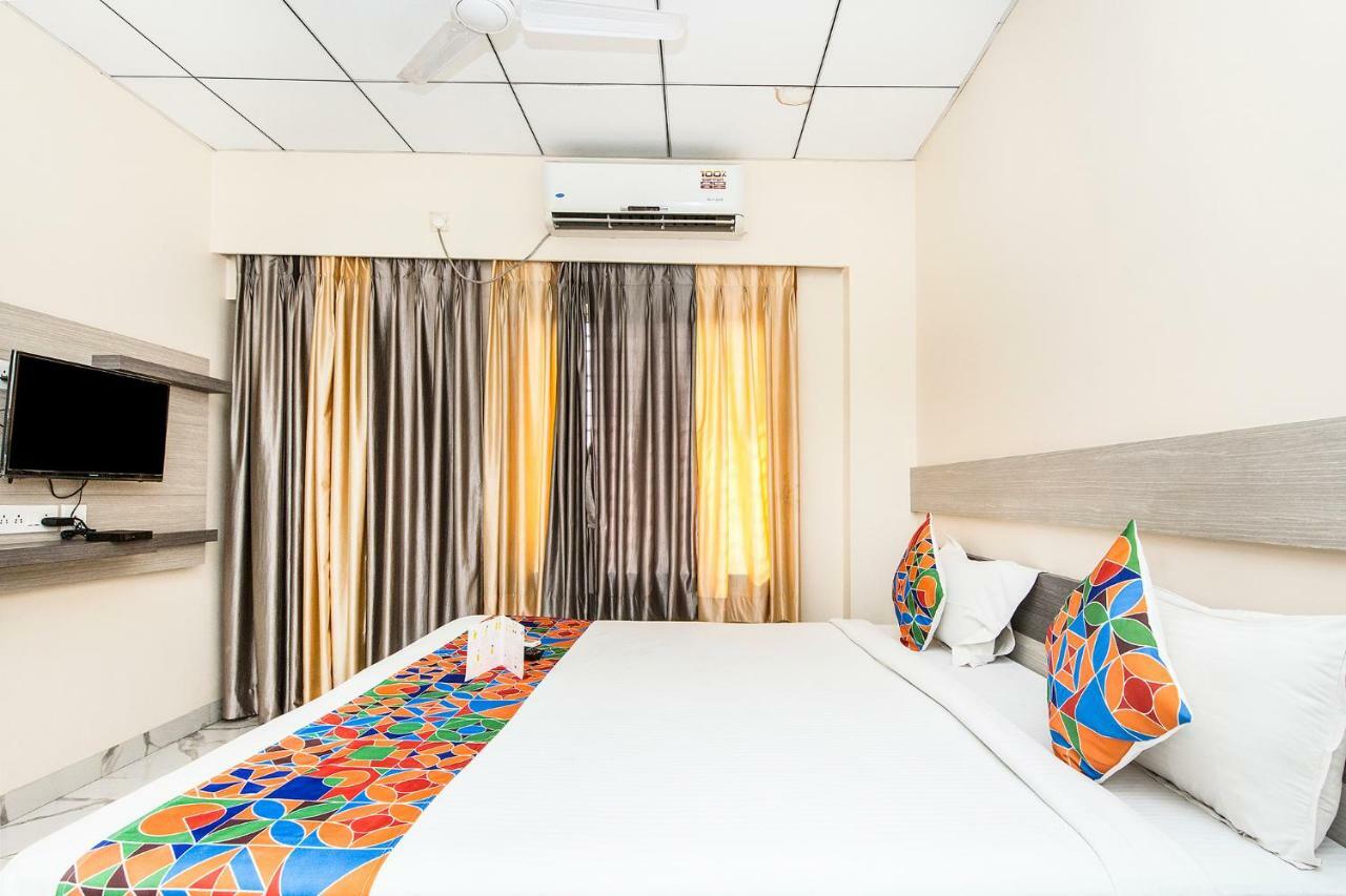 Fabhotel Shivangan Kolkata Airport - Fully Vaccinated Staff Bagian luar foto